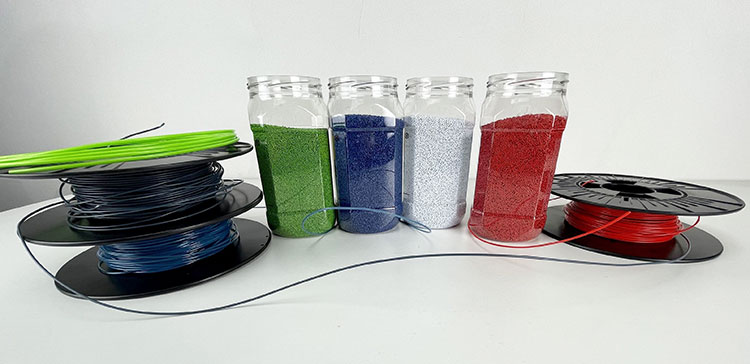 颜料色母粒与其着色的3D打印丝材